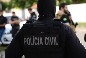 Professora passa mal após beber água que estaria envenenada no Ceará; polícia investiga tentativa de homicídio